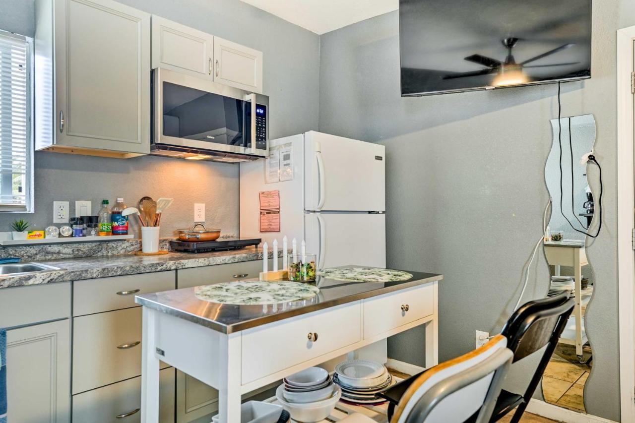 North Las Vegas Studio With Fire Pit 10 Mi To Strip Bagian luar foto