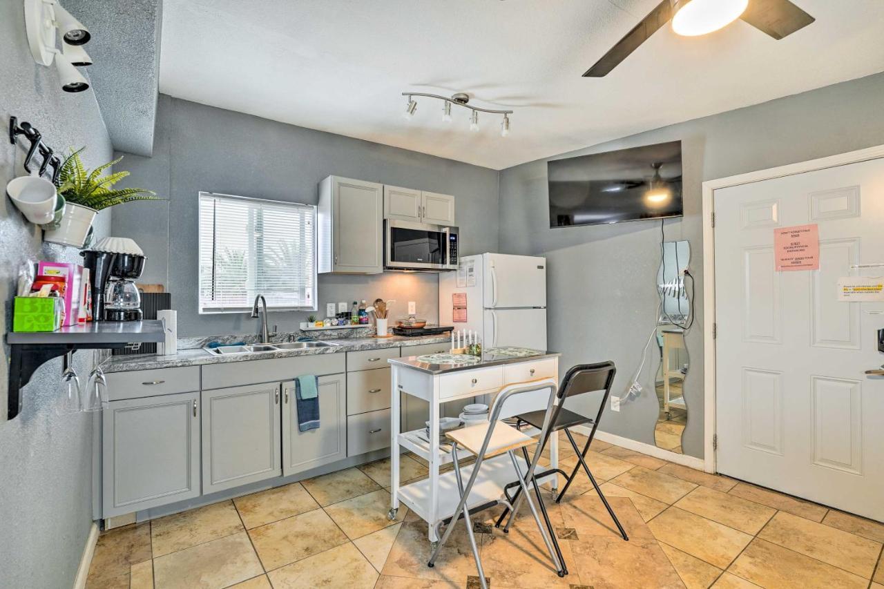 North Las Vegas Studio With Fire Pit 10 Mi To Strip Bagian luar foto