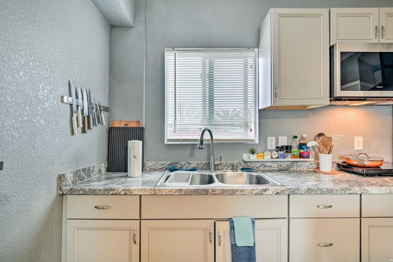 North Las Vegas Studio With Fire Pit 10 Mi To Strip Bagian luar foto
