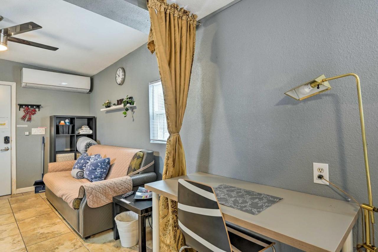 North Las Vegas Studio With Fire Pit 10 Mi To Strip Bagian luar foto