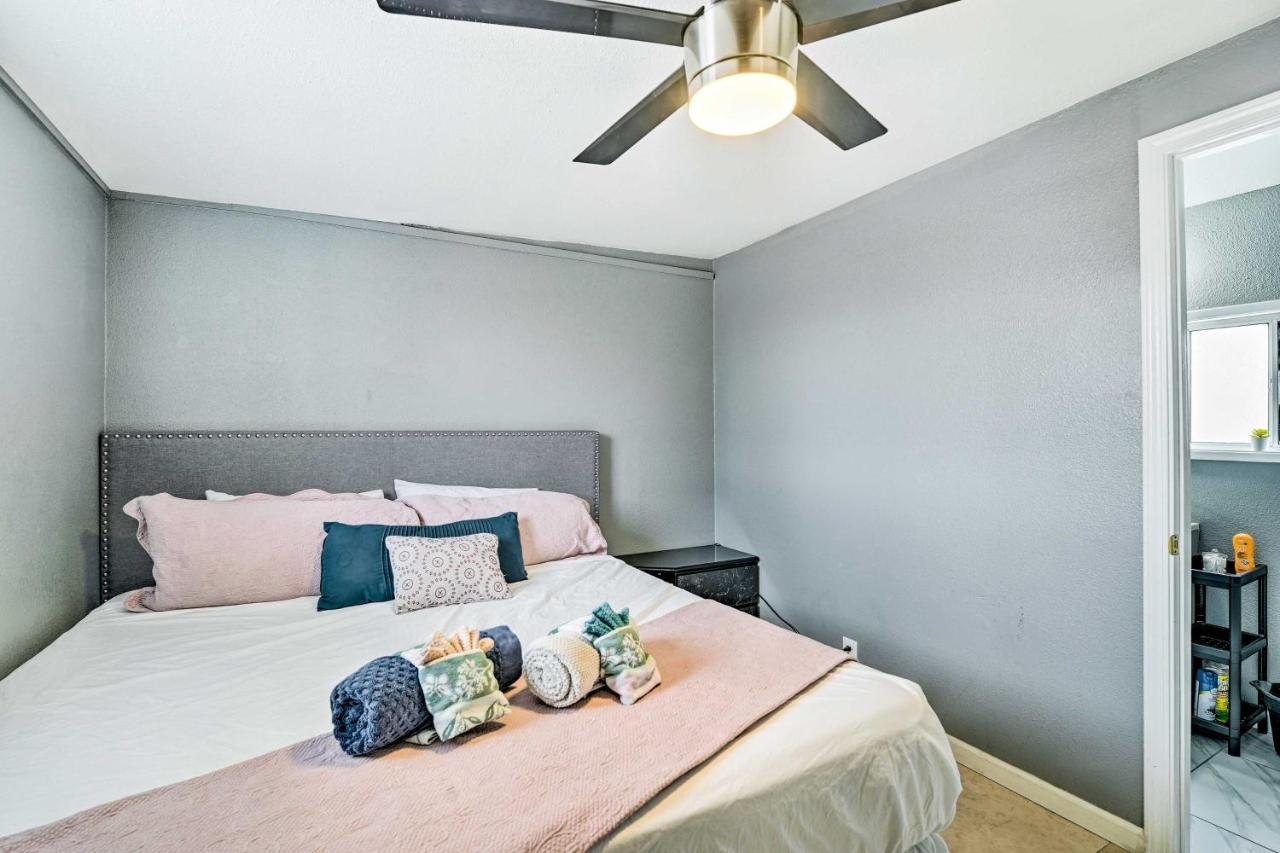 North Las Vegas Studio With Fire Pit 10 Mi To Strip Bagian luar foto