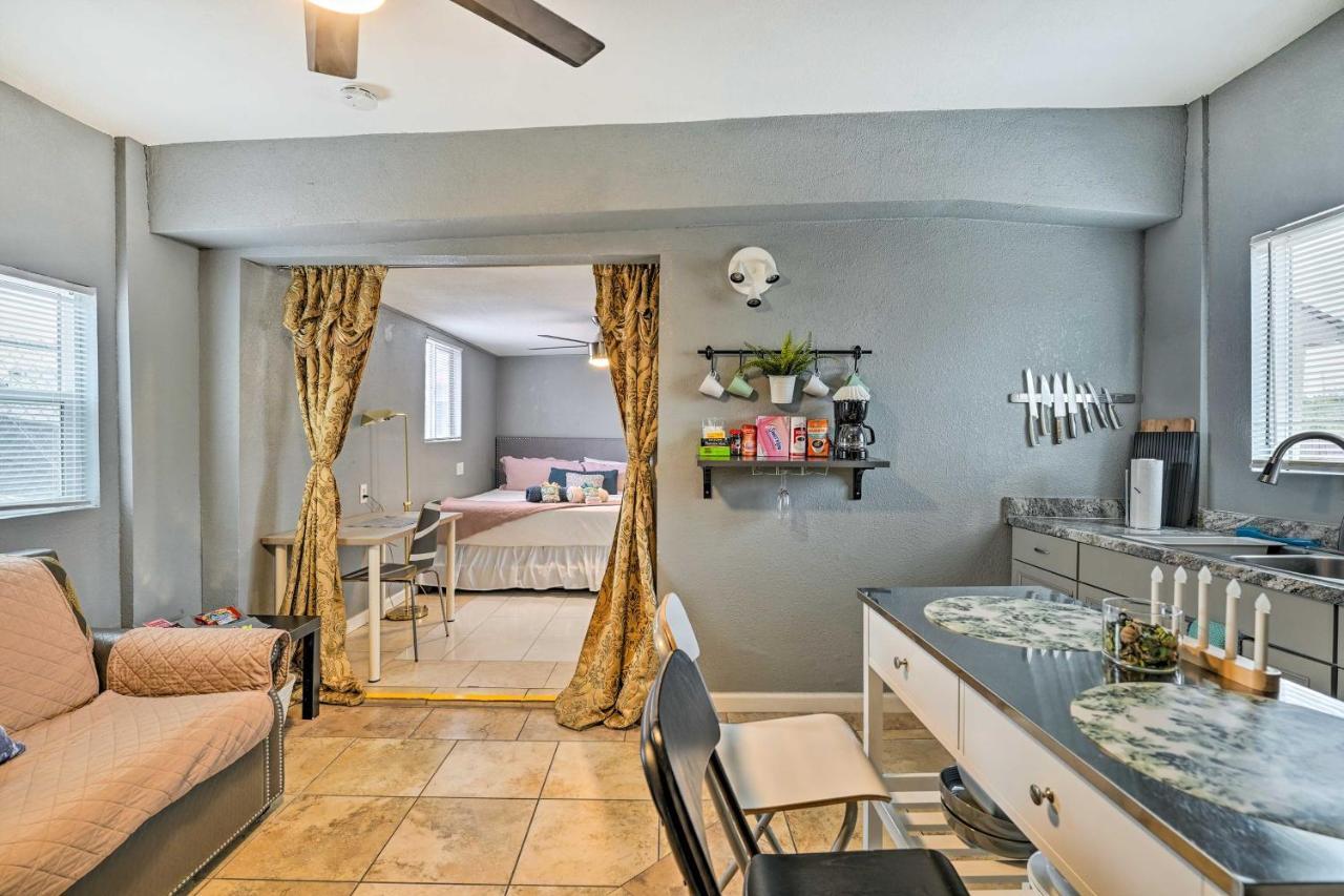 North Las Vegas Studio With Fire Pit 10 Mi To Strip Bagian luar foto